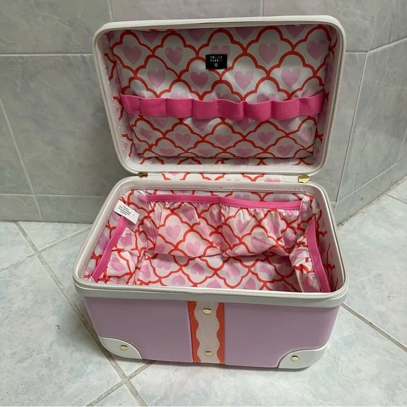 Roller Rabbit x Target Trunk Vanity Case Soft Pink - Picture 7 of 7